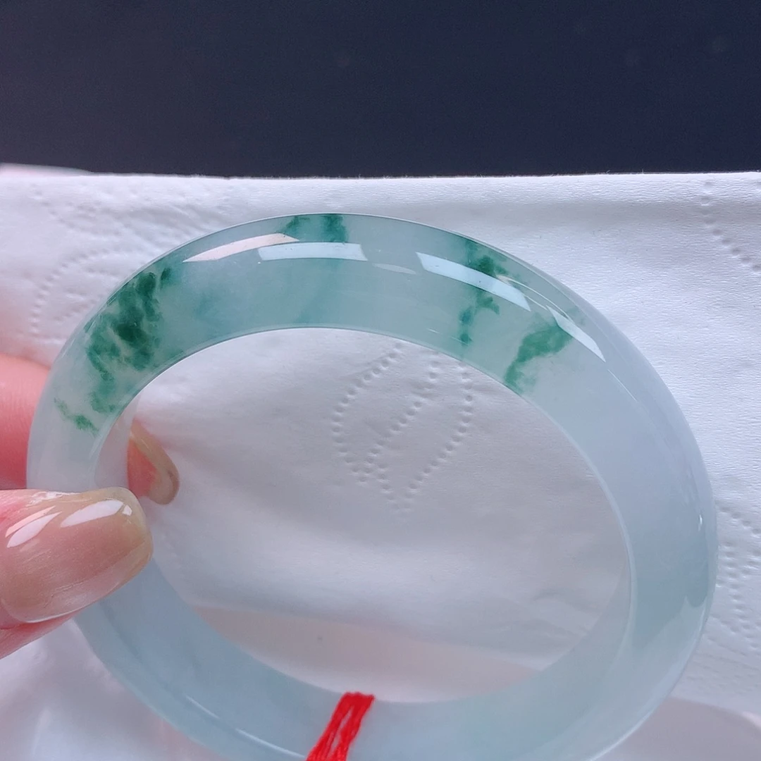 【闪购商品】未镶嵌手镯翡翠57+