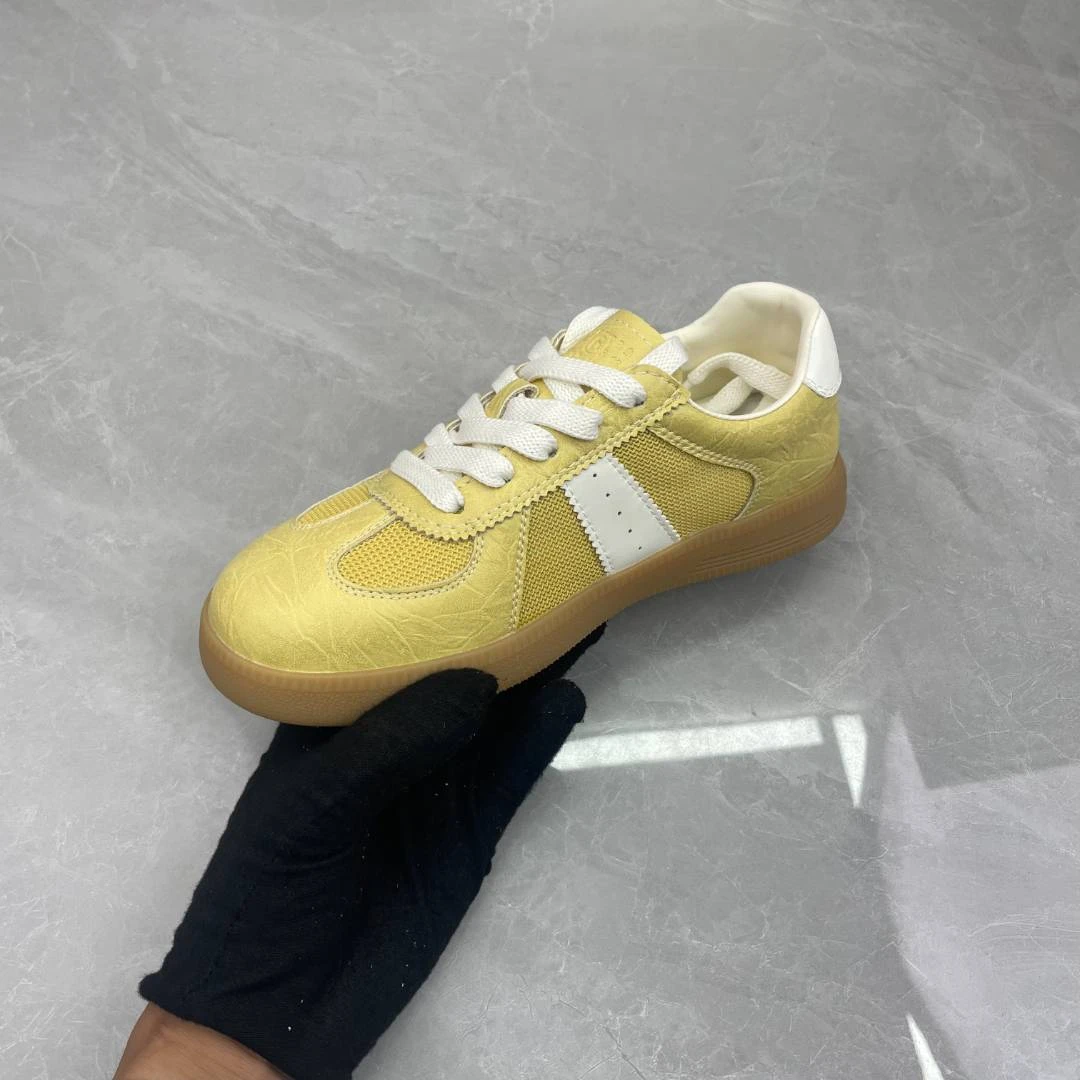 休闲鞋 女  89-02（孤品）e区35/37码