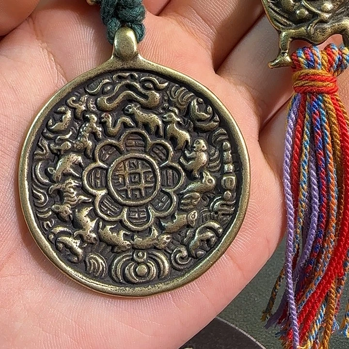 L***v铜铁合金类藏传工艺品九宫八卦