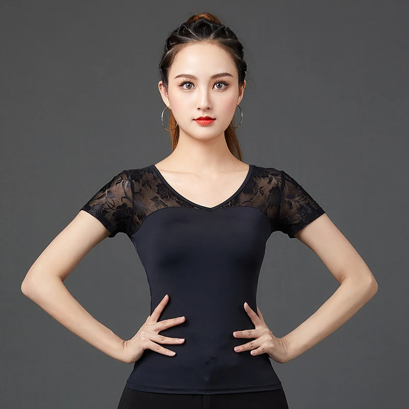 时尚蕾丝舞蹈跳舞衣服广场舞女成人拉丁舞上衣跳舞服装黑色中袖