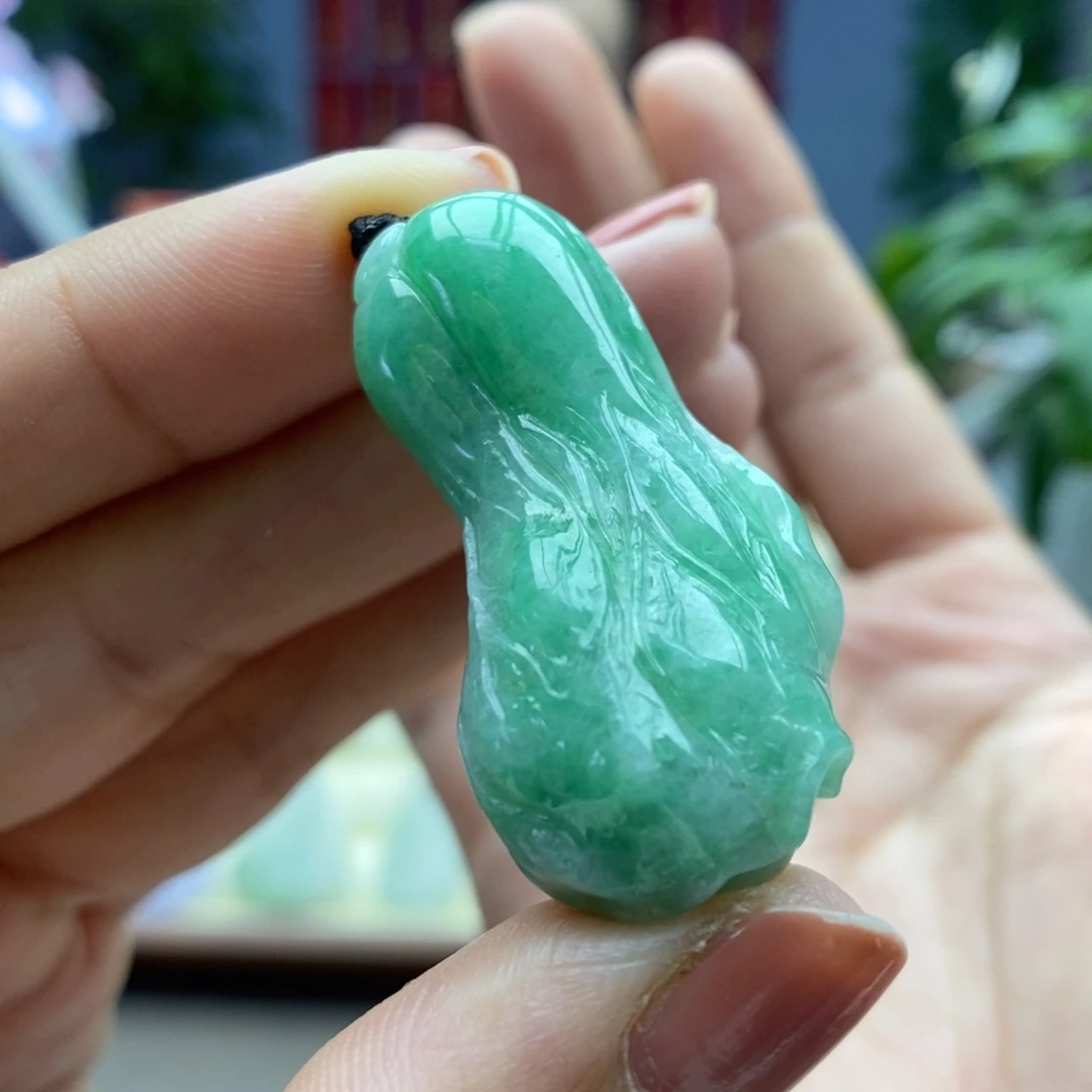 翡翠未镶嵌颈饰吊坠53