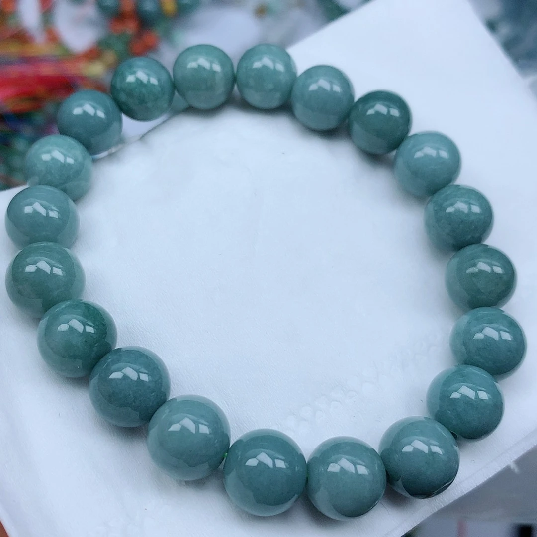 翡翠颈饰未镶嵌手串