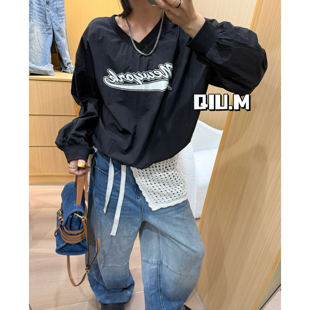 【QM】.防晒轻薄小V领字母上衣.宽松时尚慵懒松弛感穿搭黑色韩版夏
