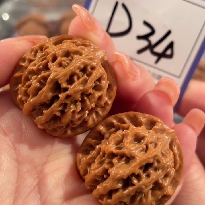 把件文玩核桃D34秦闷31