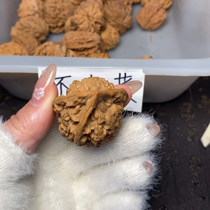 吊坠文玩核桃*️**文玩核桃异形单只