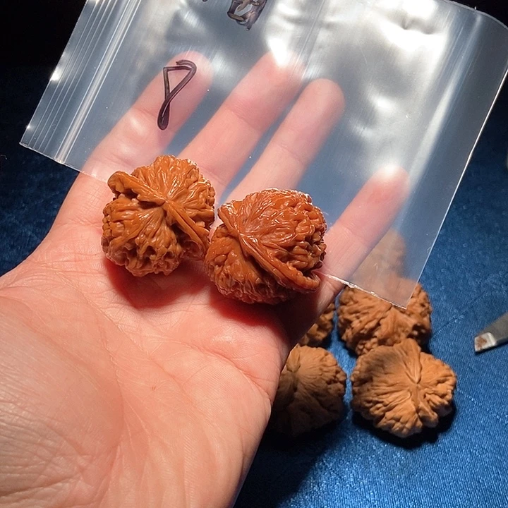 吊坠文玩核桃文玩核桃