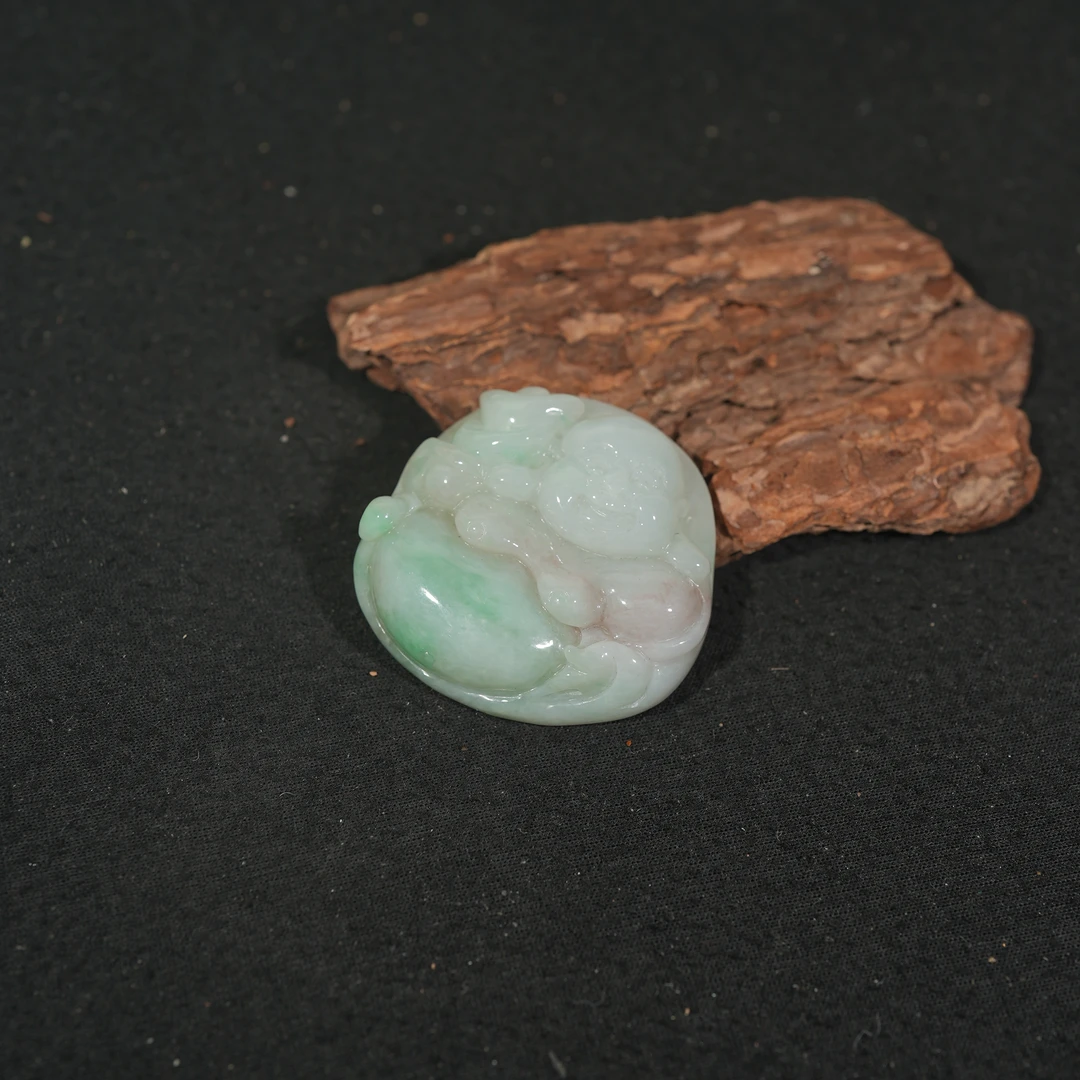 1.1香港王老板-翡翠吊坠6y62