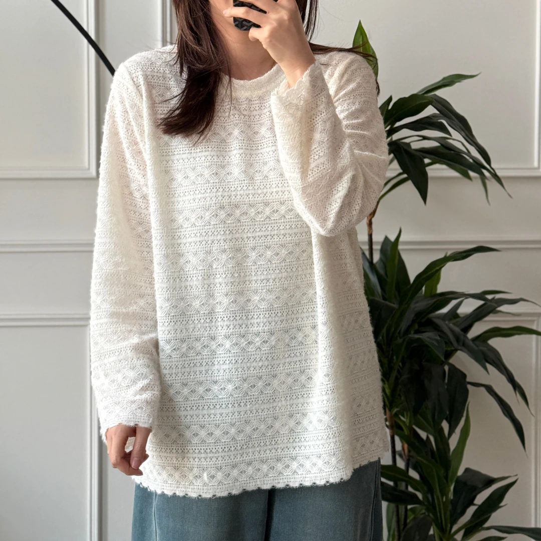 NANA【春日蕾丝】早春蕾丝长袖打底衫新款纯色镂空显瘦C0110