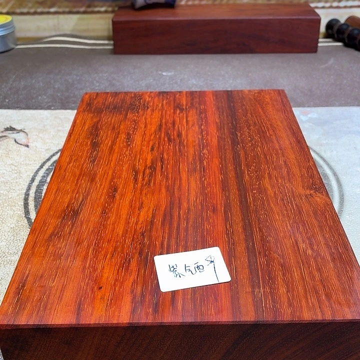 紫***往非洲紫檀（红花梨）