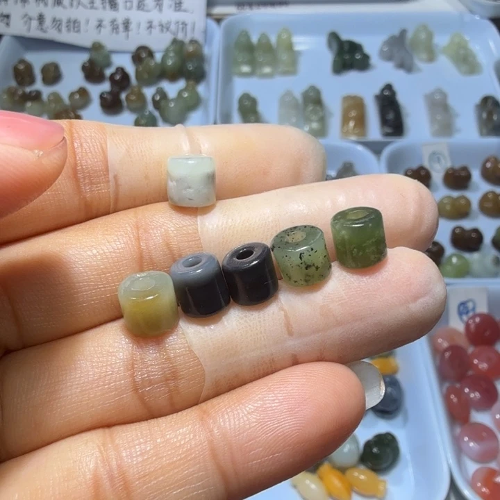 和田玉未镶嵌珠宝奇石