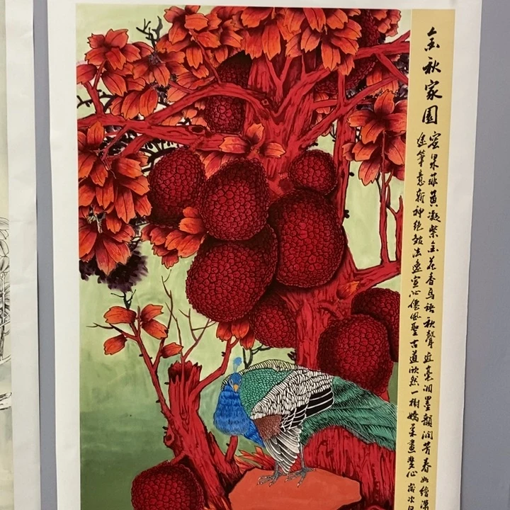手绘作品等多种形式进行