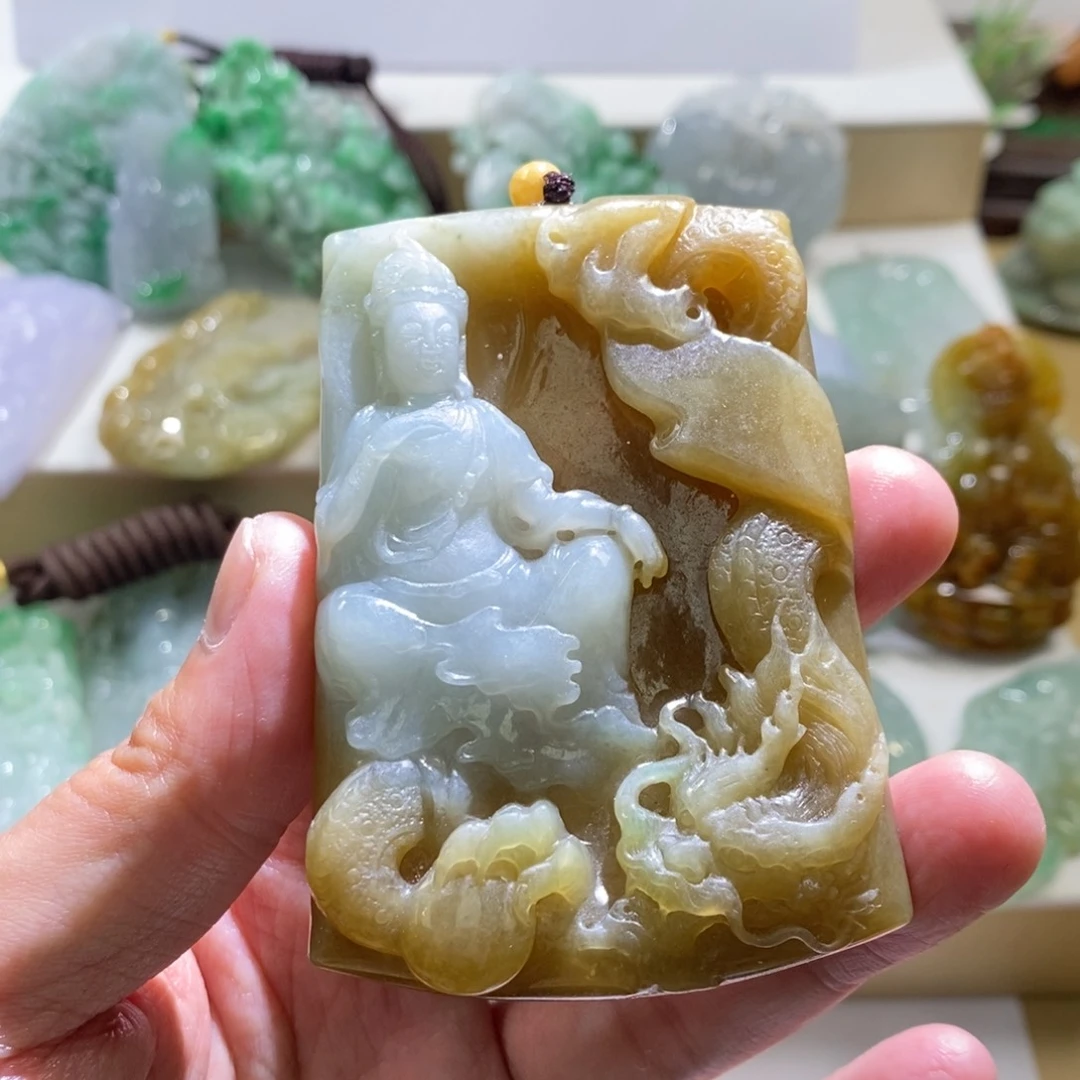 【闪购商品】翡翠颈饰未镶嵌观音