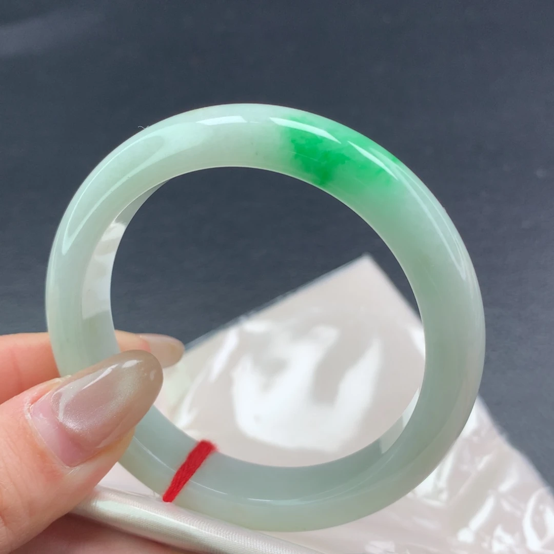 翡翠手镯未镶嵌（46号）