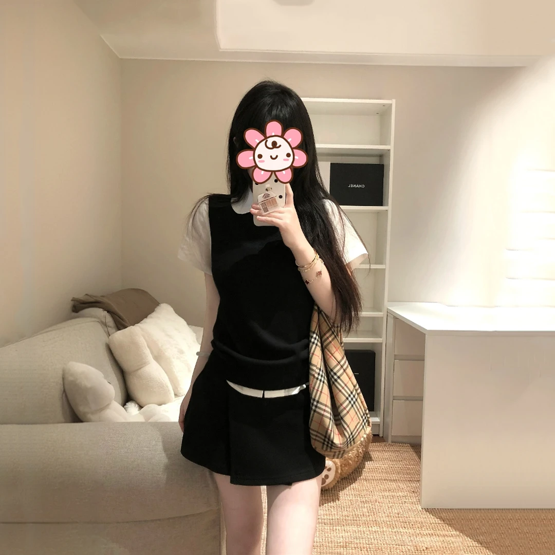 韩系搭配一整套女装2025春夏新款圆领衬衫+背心马甲A字短裙三件套