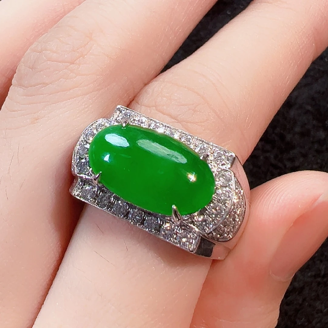 18K金镶嵌戒指翡翠签收后24小时鉴赏期