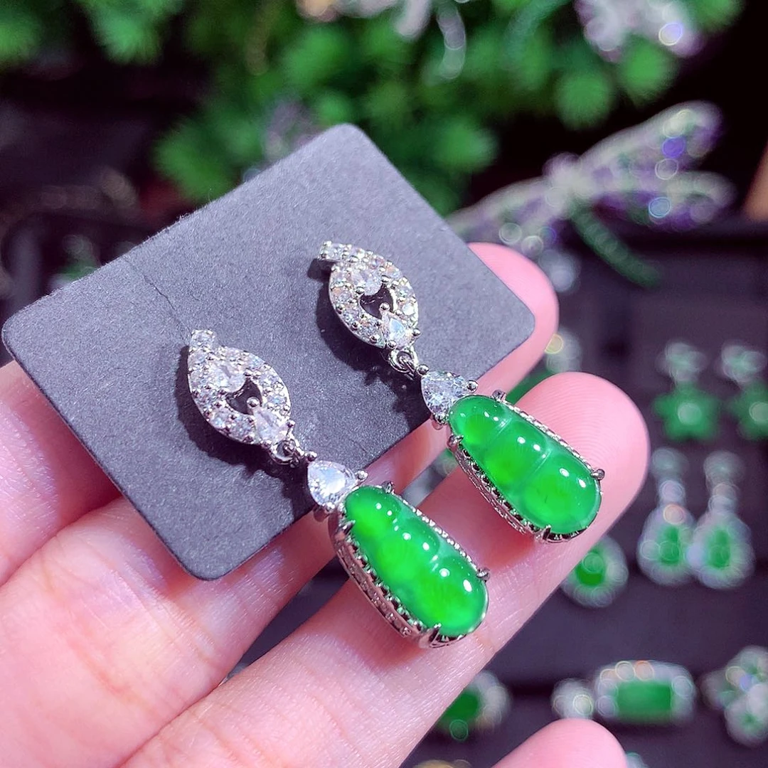 颈饰未镶嵌翡翠天然