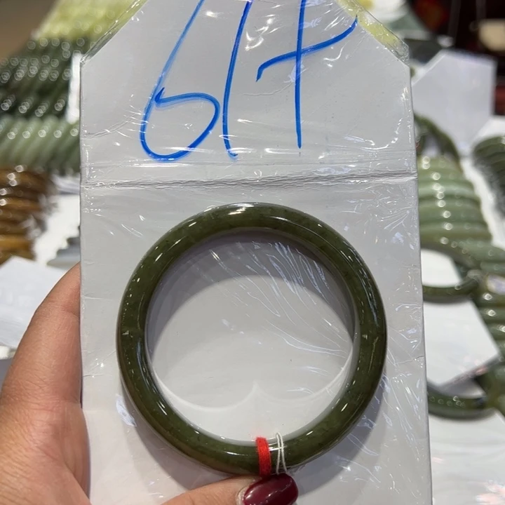 和田玉（糖玉）手镯未镶嵌