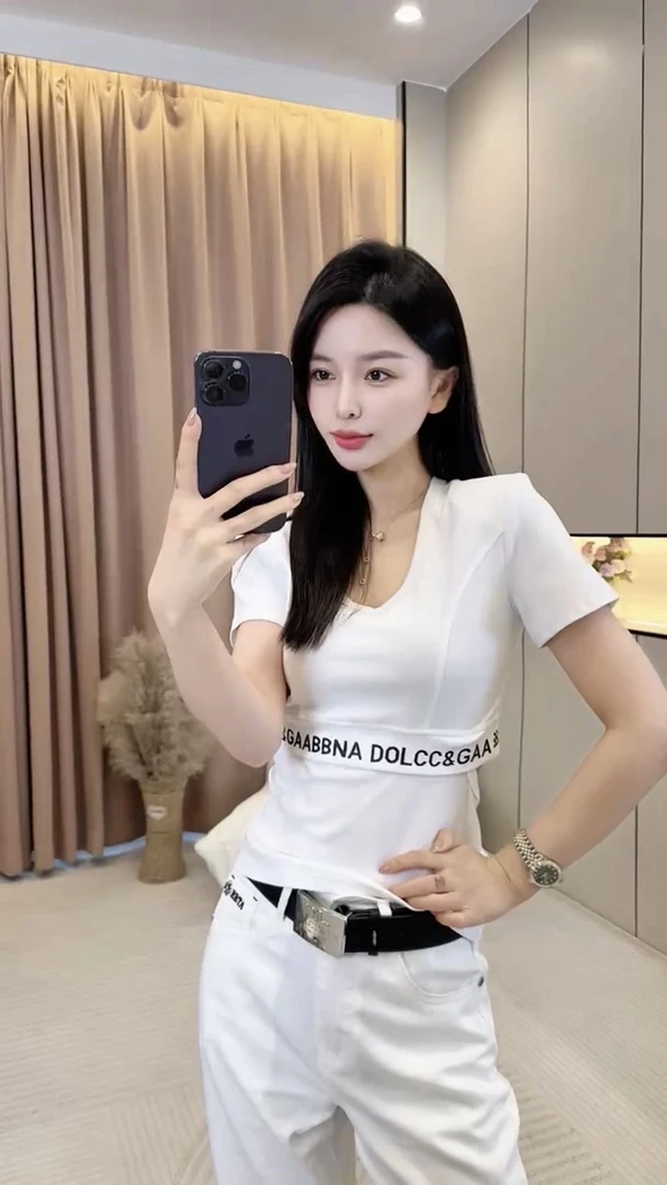 欧货U领字母印花短袖T恤女2025夏季新款修身显瘦百搭洋气减龄上衣