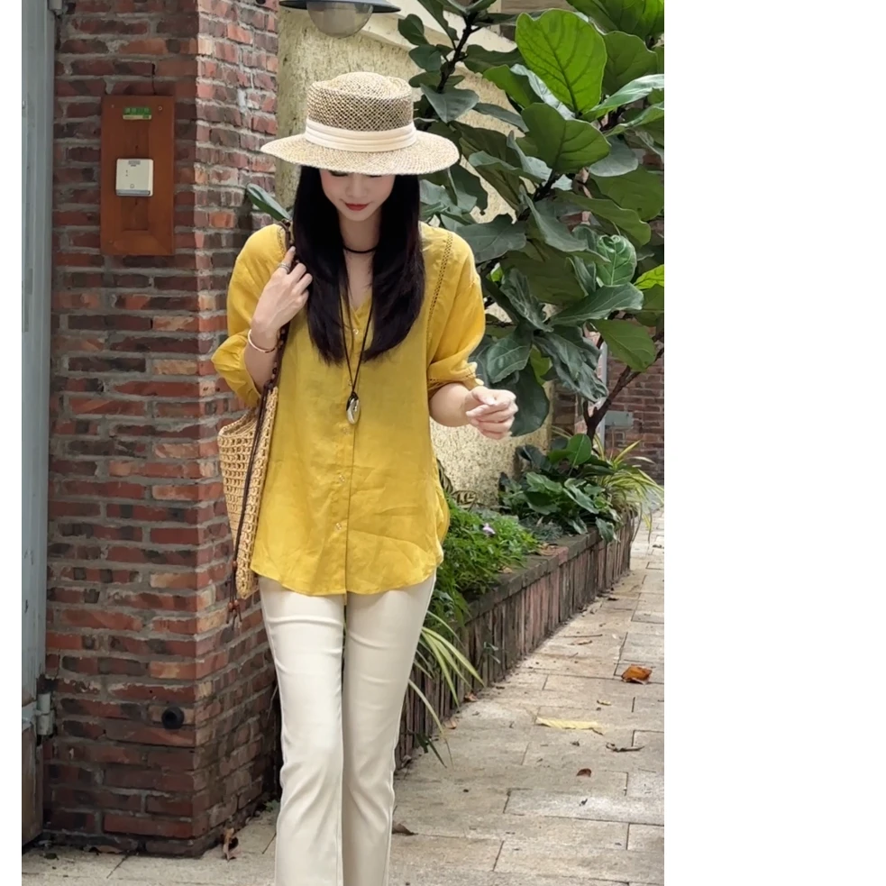 [麦霓严选]夏季新款气质泡泡袖法式设计感镂空上衣9428