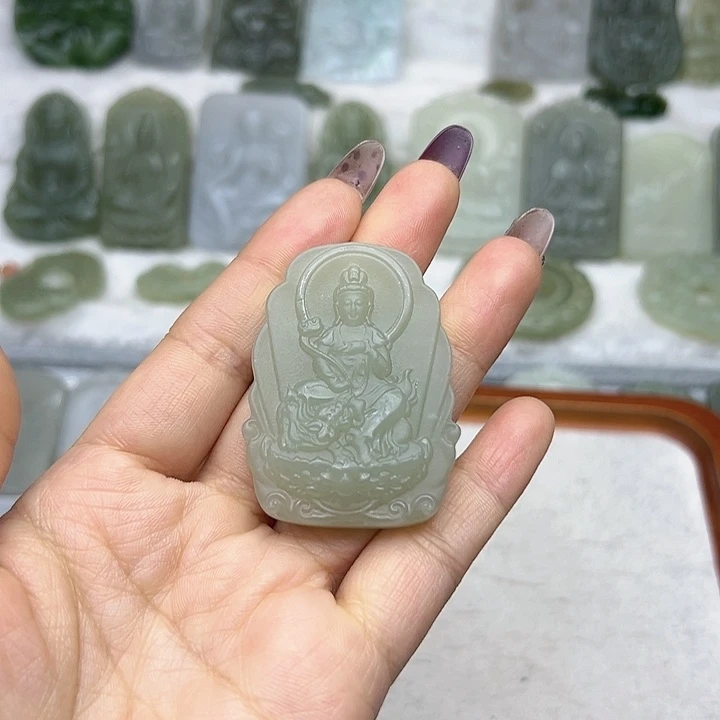 和田玉颈饰未镶嵌芬****7