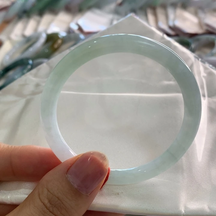 翡翠未镶嵌手镯圆条53