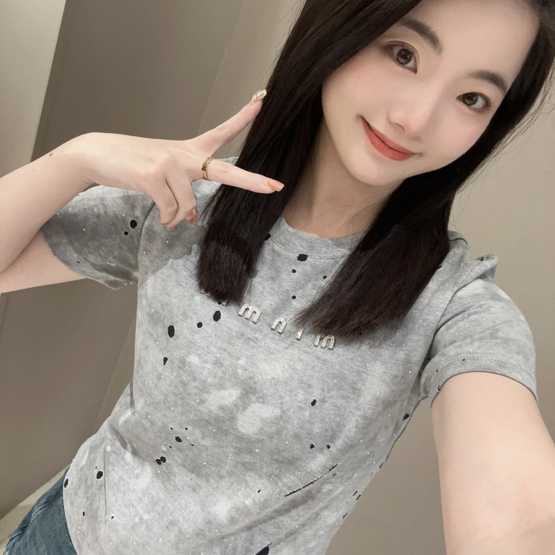 LUSESAY 设计感破洞扎染字母 夏季2025新款短袖t恤女百搭显瘦上衣