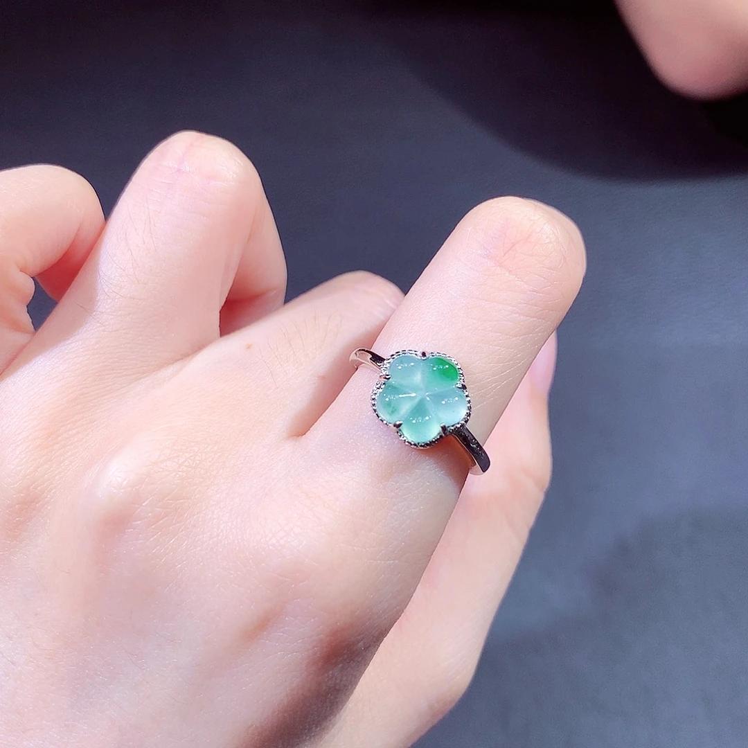 翡翠戒指未镶嵌翡翠