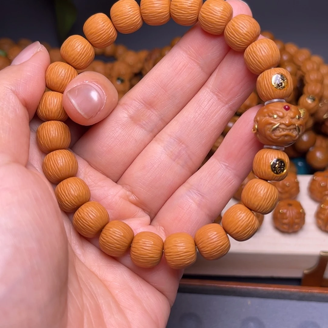 猴头核桃吊坠1.1金丝镶嵌舍得