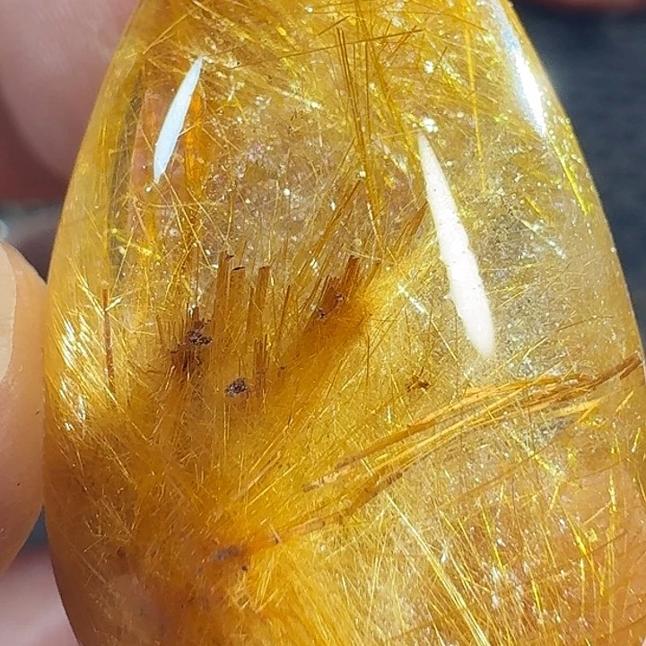 茶***姐未镶嵌颈饰水晶好