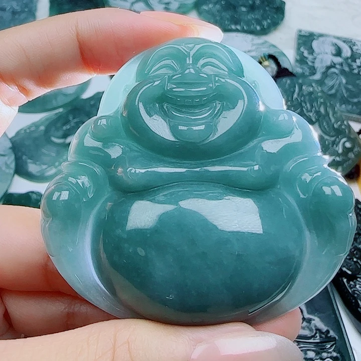 翡翠未镶嵌颈饰多样性发货天然的A货翡翠