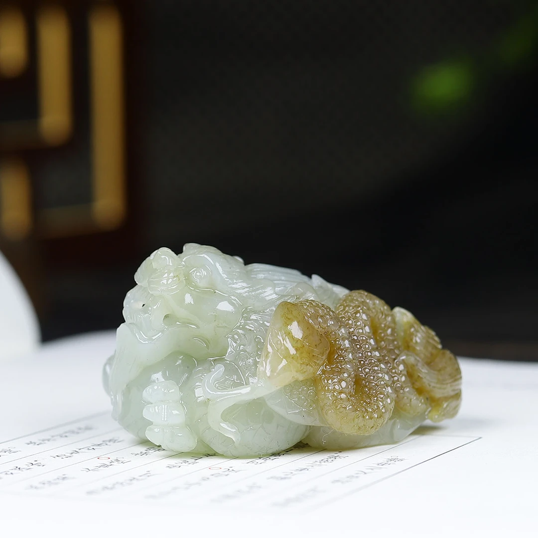 121178和田玉糖白玉玄武把件