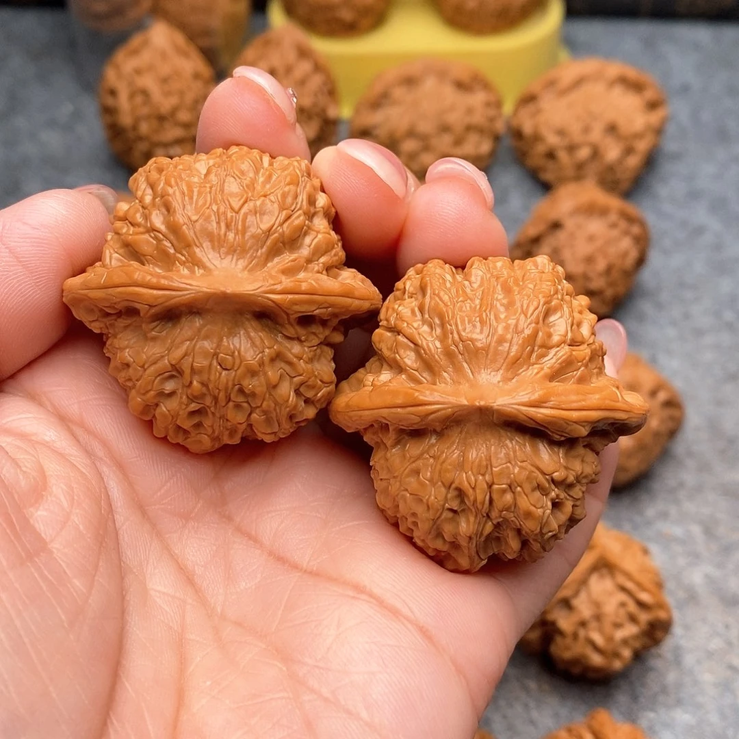 文玩核桃把件精品天花板血麒麟42全品