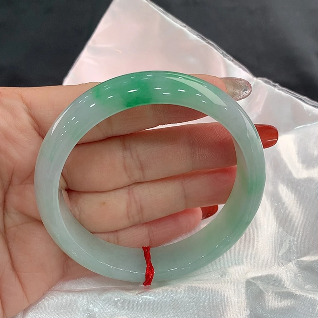【闪购商品】翡翠手镯未镶嵌58.6，58/59