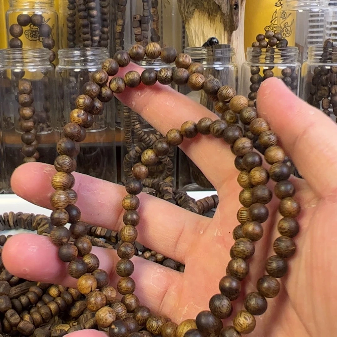 沉香手串乌身圆叶手串12+