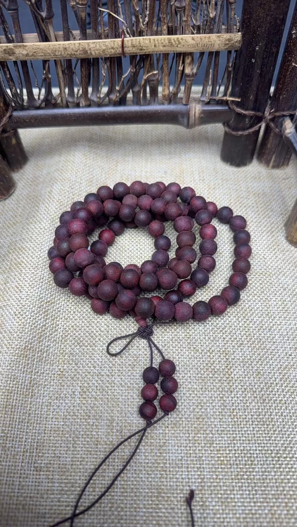 B209龙二文玩成品木串