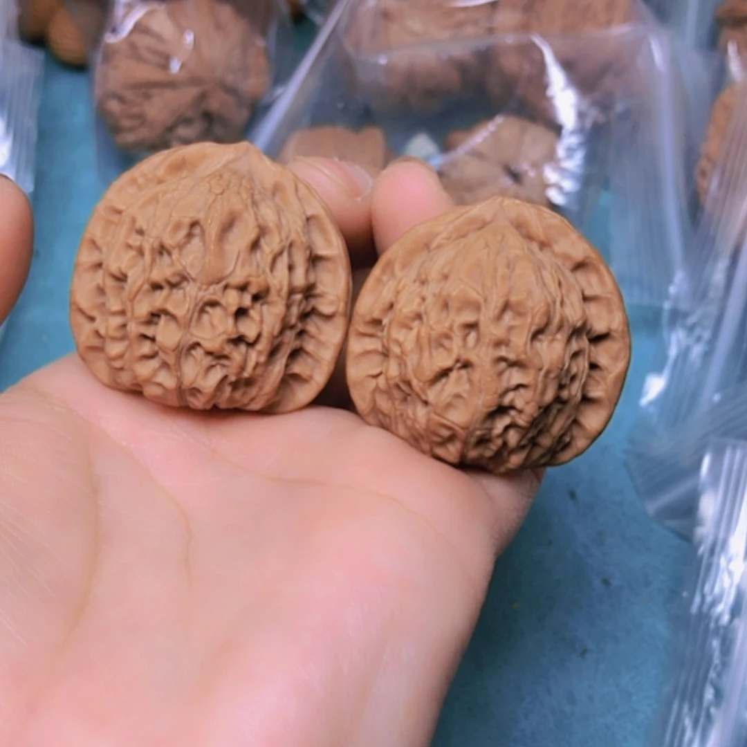 【闪购商品】把件核桃35.5小众赤灵修尖