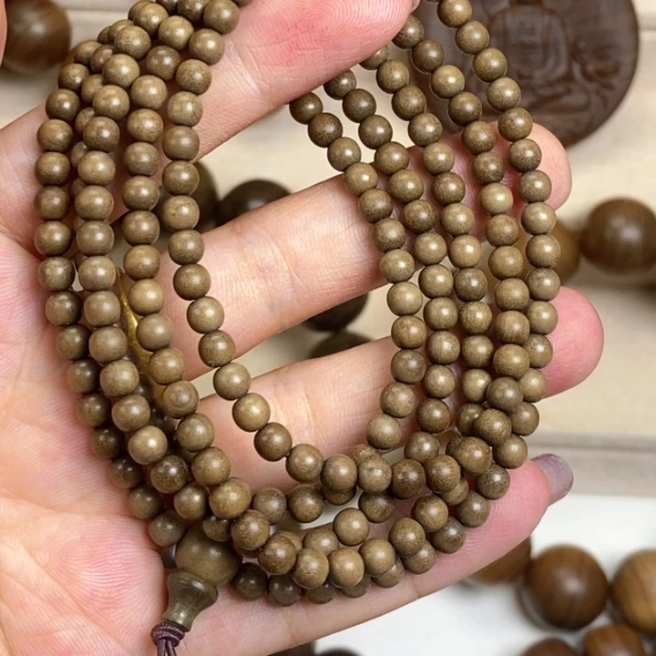 乐***乐0.4/218老山檀香阴沉