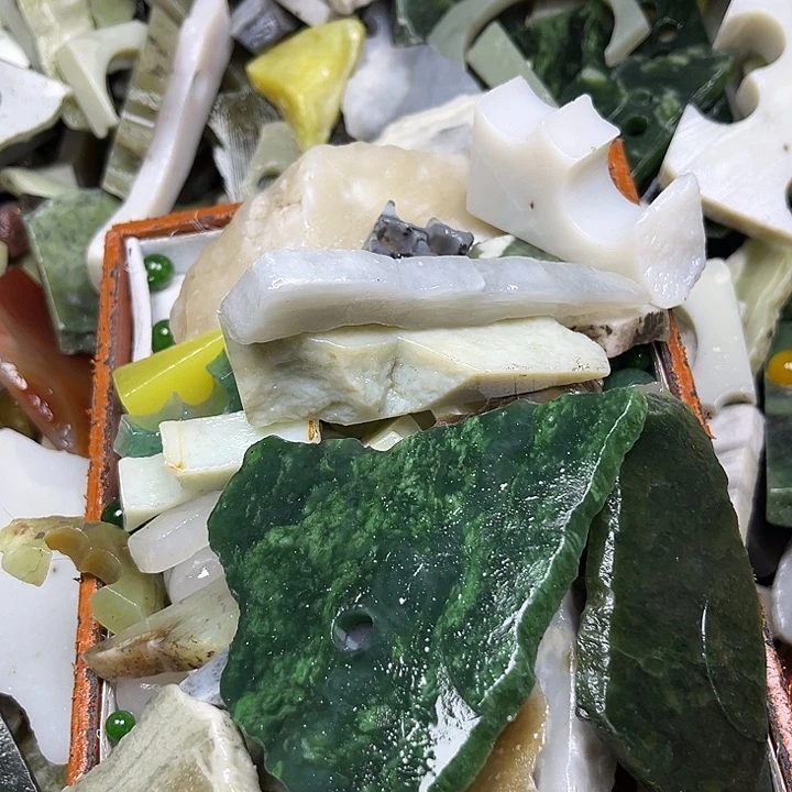 未镶嵌和田玉珠宝奇石程*金