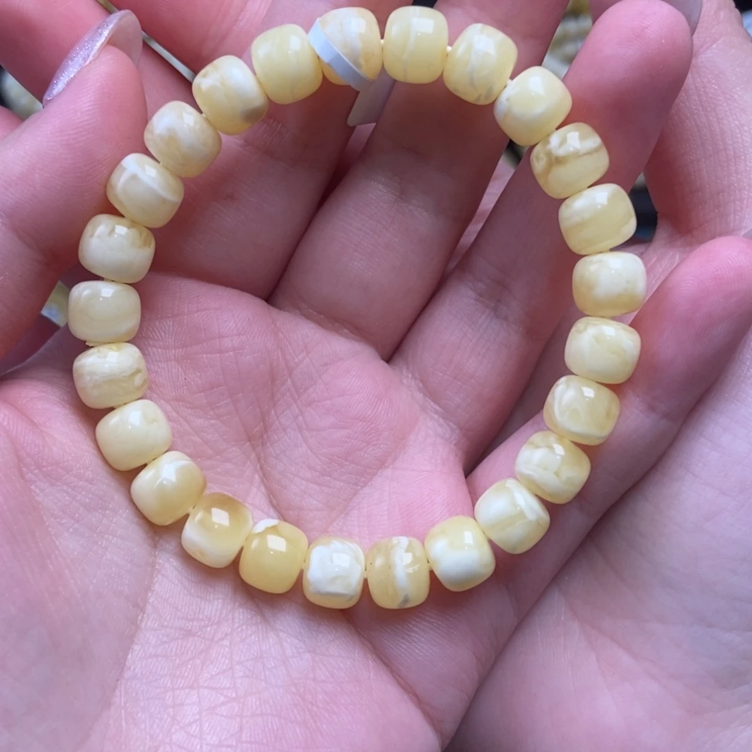 蜜蜡未镶嵌珠宝奇石卡8.5