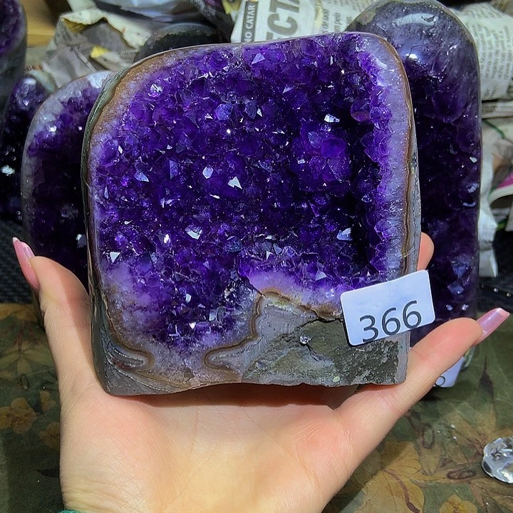 紫晶大型摆件（非配饰）未镶嵌