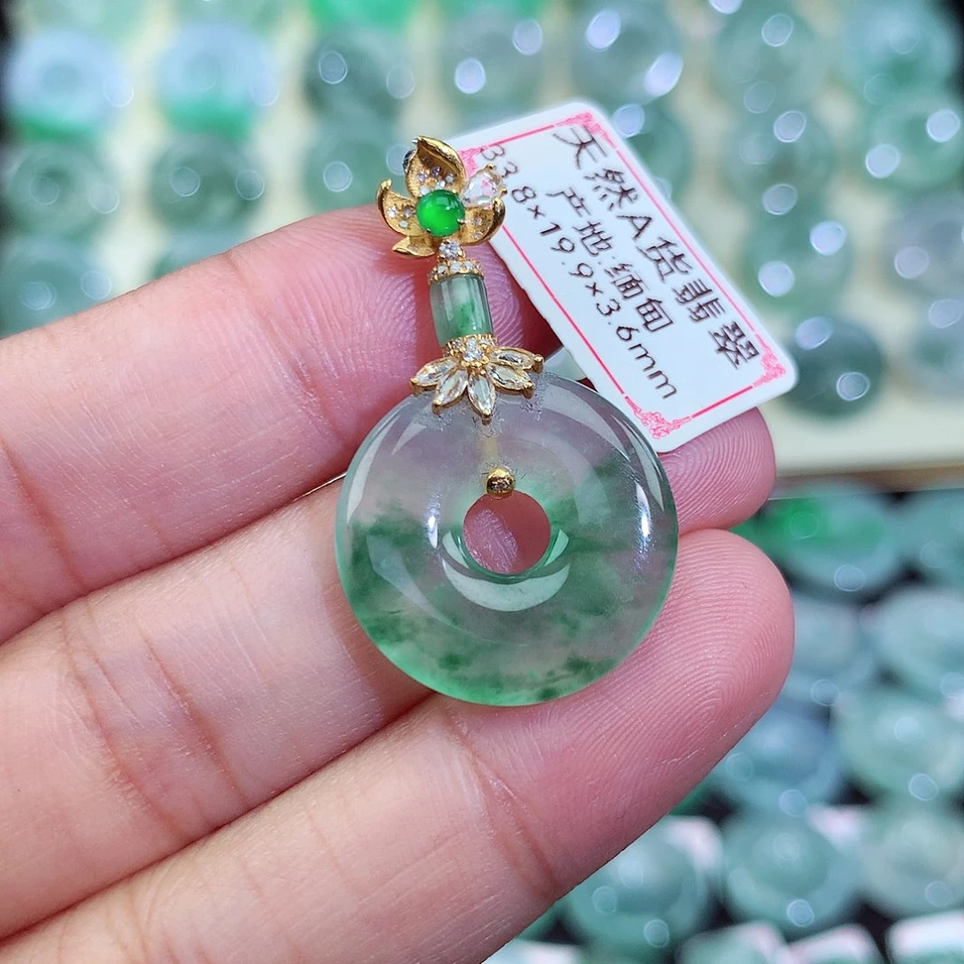 翡翠18K金镶嵌吊坠(不含链)