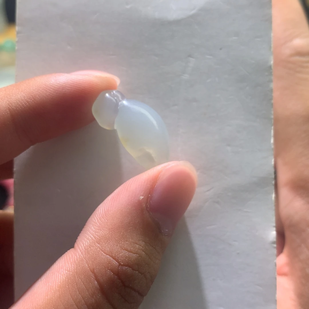 翡翠未镶嵌颈饰000