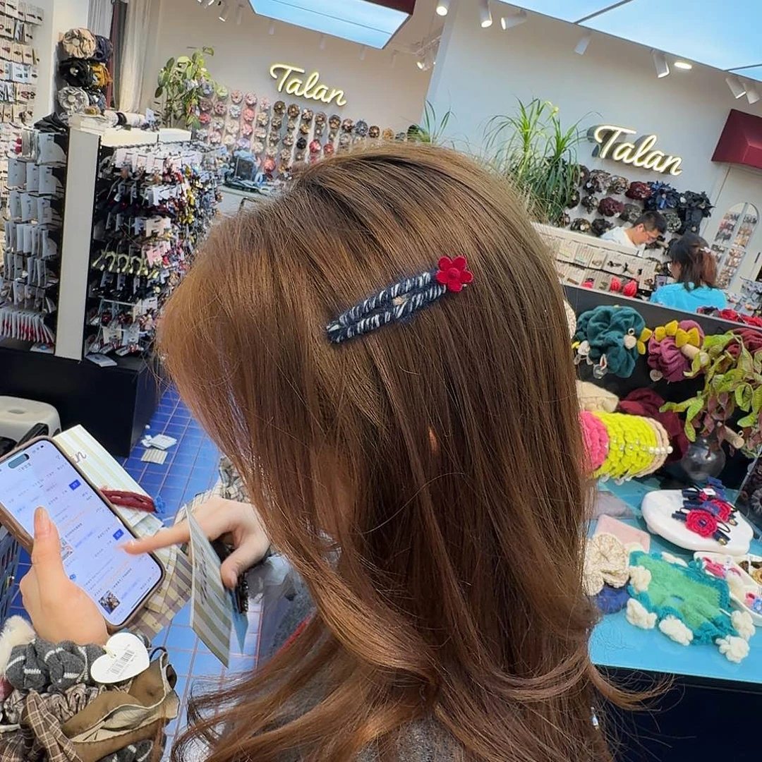 红的小花拜拜夹哦哦哦