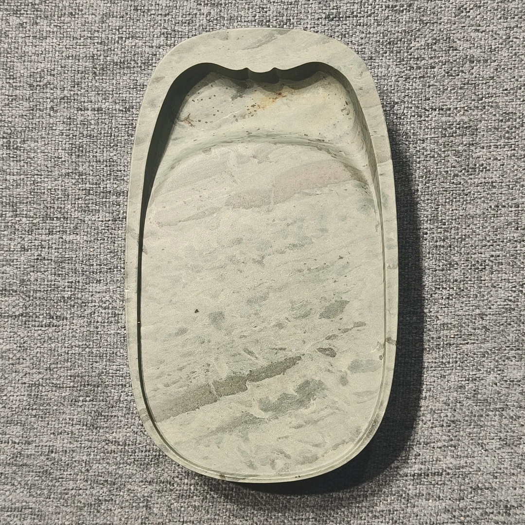 甘肃洮砚，水泉花池砚，尺寸12.5*7.5*2.2厘米