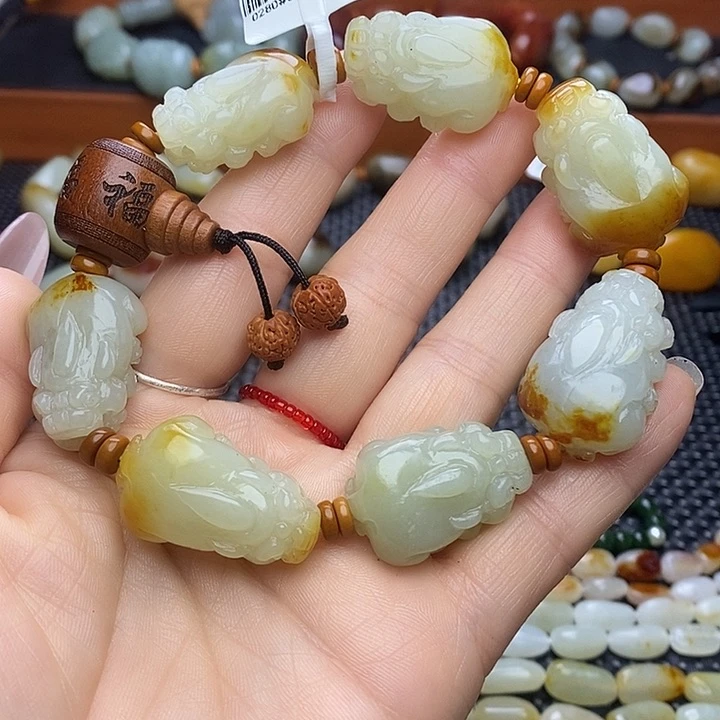 未镶嵌手链和田玉白*胖