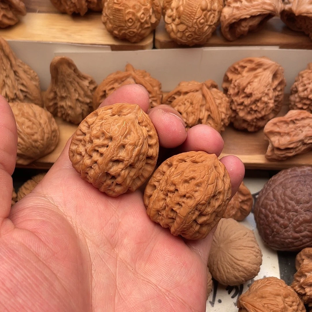 妄***吝文玩核桃吊坠佛度