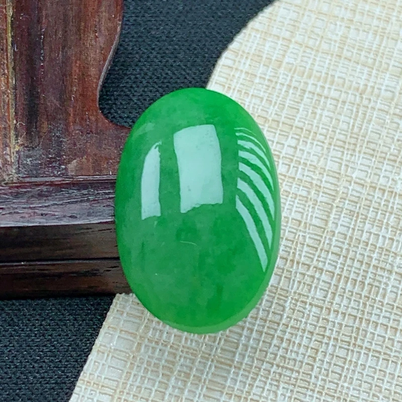 翡翠缅甸纯天然A货老料玉器未镶嵌绿色戒面蛋面裸石可定制镶嵌