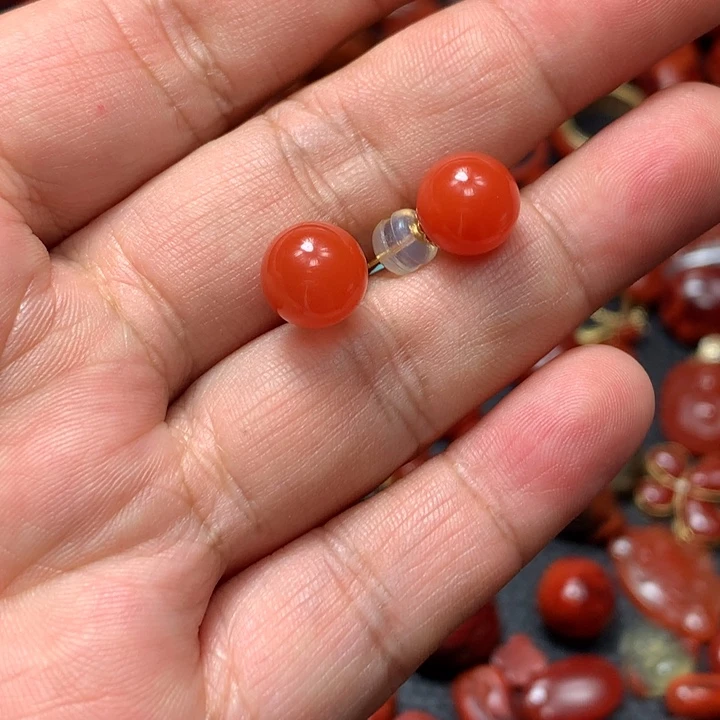 南红玛瑙未镶嵌颈饰