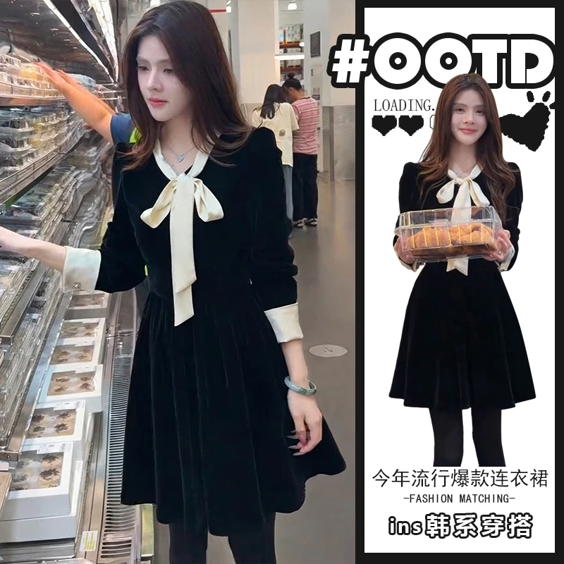赫本风连衣裙女春秋季2025新款时尚蝴蝶结绑带收腰显瘦气质小黑裙