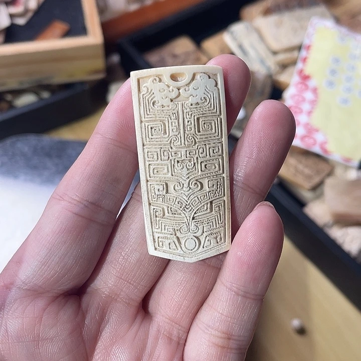 泥塑不打孔联系客服